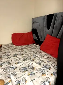 morrocoXcute online show from October 2025 06:49:01 AM