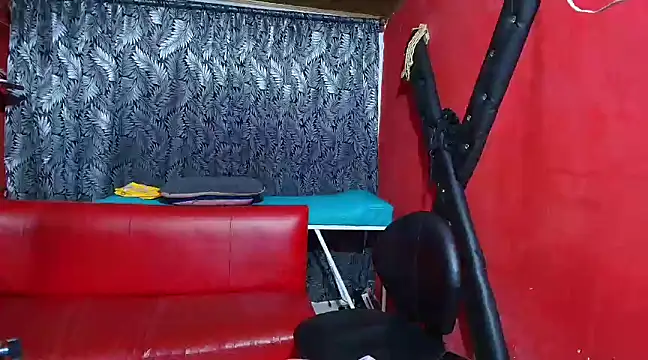 lesbiancuple online show from March 2025 12:00:02 AM