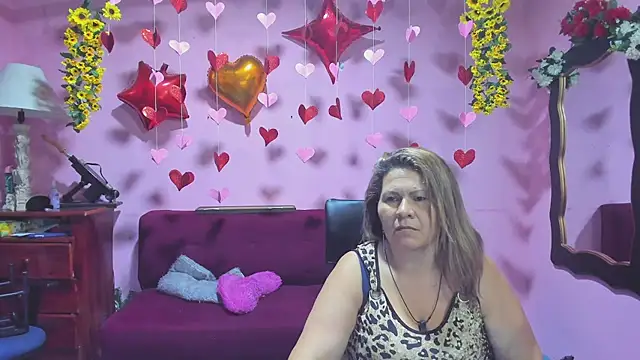 Snapshot of lesbiancuple chatting on February 2026 12:27:02 AM lesbiancuple online show from February 2026 12:27:02 AM