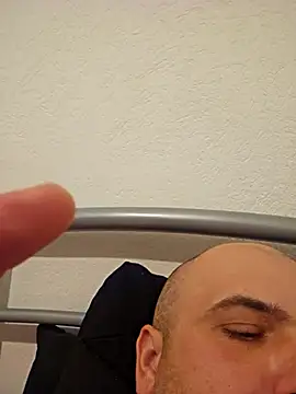 mario890605 online show from September 2025 09:38:01 PM