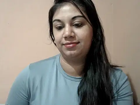 Snapshot of bellachow10 chatting on May 2026 05:57:01 AM bellachow10 online show from May 2026 05:57:01 AM