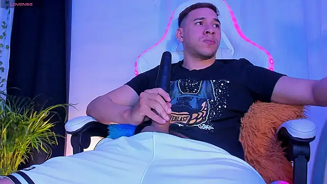 petter coleman  online show from April 2026 04:00:01 PM