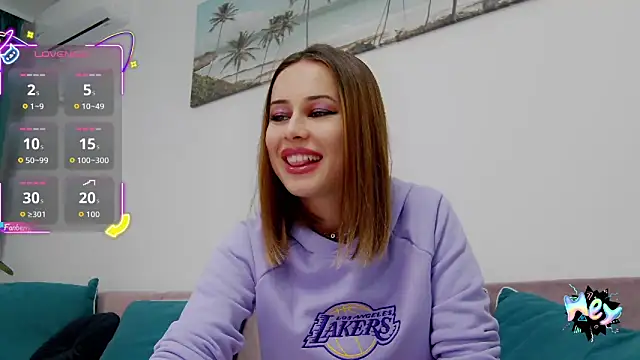 crystalmoon    online show from November 2025 10:20:02 PM