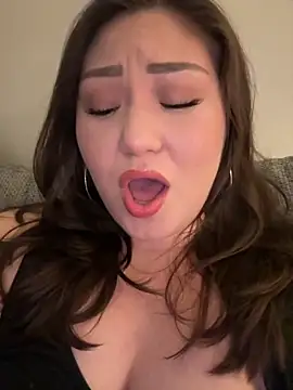 RosieDixx online show from November 2025 04:58:02 AM