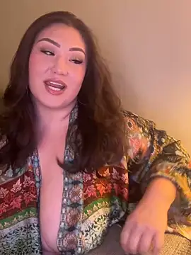 Snapshot of RosieDixx chatting on April 2026 05:30:01 AM RosieDixx online show from April 2026 05:30:01 AM