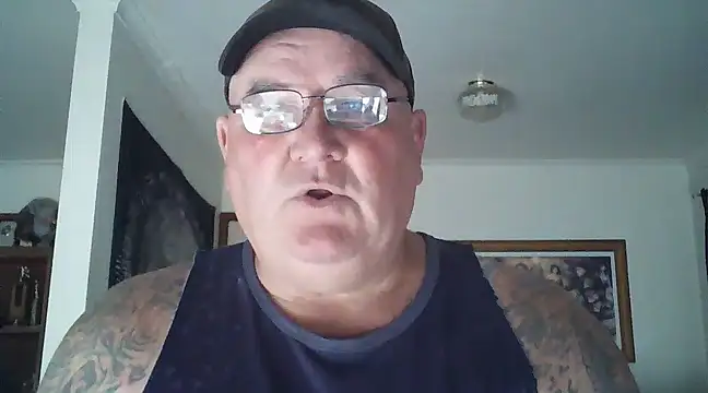 Snapshot of HOTANAL chatting on January 2025 05:13:01 AM HOTANAL online show from January 2025 05:13:01 AM