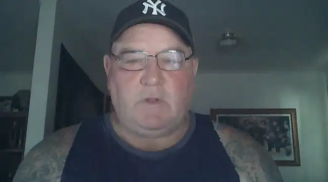 Snapshot of HOTANAL chatting on March 2025 01:43:02 AM HOTANAL online show from March 2025 01:43:02 AM