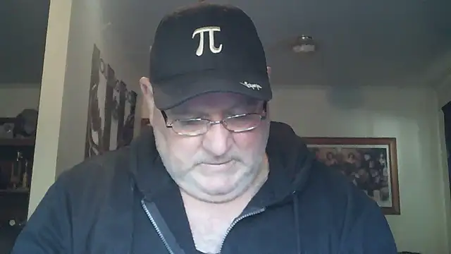 Snapshot of HOTANAL chatting on September 2025 10:43:01 PM HOTANAL online show from September 2025 10:43:01 PM