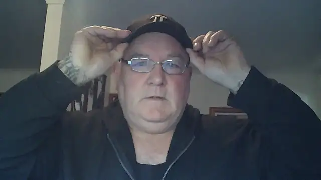 Snapshot of HOTANAL chatting on September 2025 10:37:02 PM HOTANAL online show from September 2025 10:37:02 PM