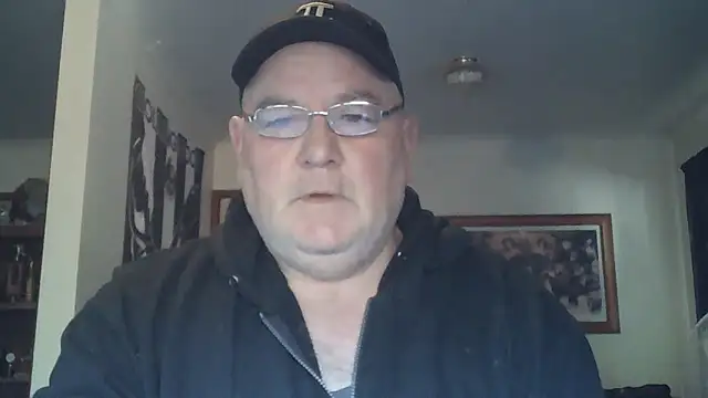 Snapshot of HOTANAL chatting on October 2025 10:18:02 PM HOTANAL online show from October 2025 10:18:02 PM