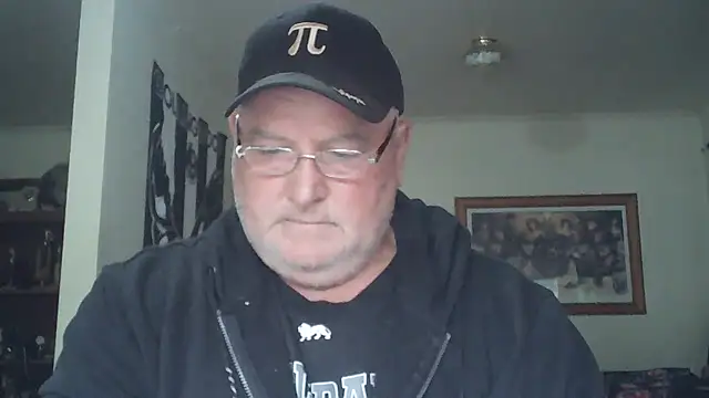 Snapshot of HOTANAL chatting on November 2025 05:51:01 AM HOTANAL online show from November 2025 05:51:01 AM