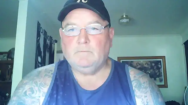 Snapshot of HOTANAL chatting on November 2025 02:03:01 AM HOTANAL online show from November 2025 02:03:01 AM