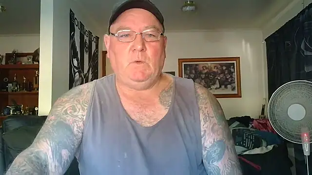 Snapshot of HOTANAL chatting on February 2026 10:41:01 PM HOTANAL online show from February 2026 10:41:01 PM