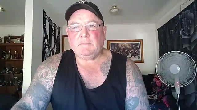 Snapshot of HOTANAL chatting on February 2026 02:16:02 AM HOTANAL online show from February 2026 02:16:02 AM