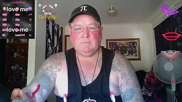 Snapshot of HOTANAL chatting on February 2026 01:24:02 AM HOTANAL online show from February 2026 01:24:02 AM