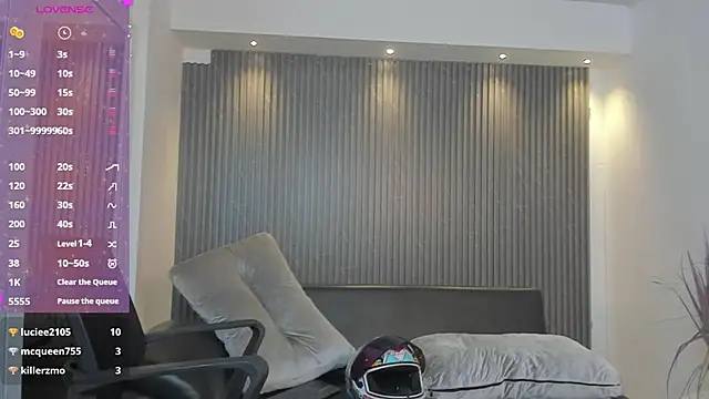 kimbrownn online show from January 2025 06:14:01 PM