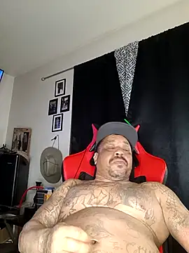 yellowwetfox online show from February 2025 03:48:01 AM