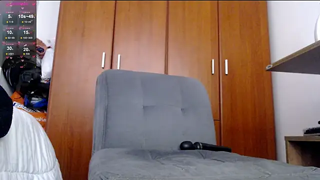 Juls winter  online show from February 2025 07:10:01 PM