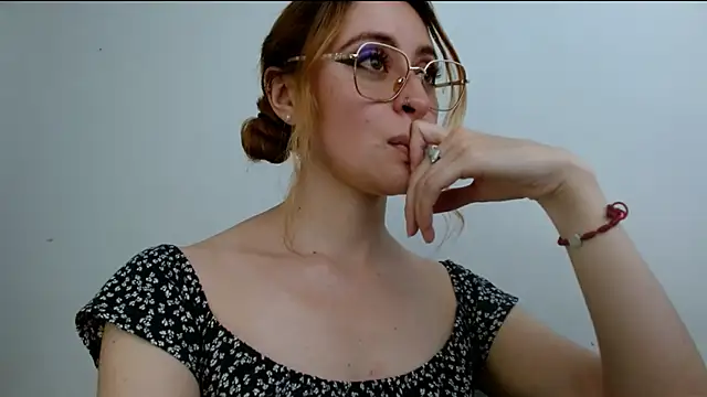 Juls winter  online show from June 2026 07:38:02 PM