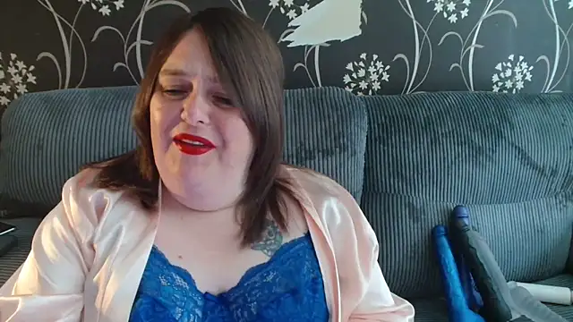 HouseWifeWhore Milf online show from September 2025 12:50:01 PM