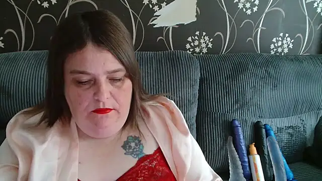 HouseWifeWhore Milf online show from September 2025 12:19:01 PM