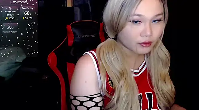 stacey wills44 online show from February 2025 07:52:02 PM