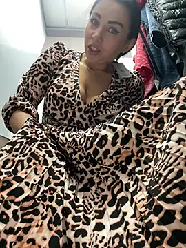 CrazzyChicks online show from March 2025 06:22:01 AM