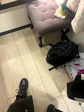 CrazzyChicks online show from October 2025 09:44:01 AM