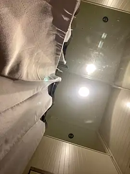 CrazzyChicks online show from March 2026 06:30:01 AM