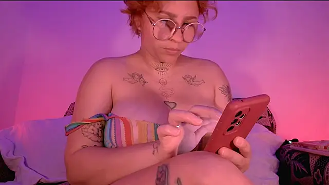 Snapshot of Lilmuh_ chatting on September 2025 12:56:02 AM Lilmuh online show from September 2025 12:56:02 AM