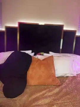 Snapshot of KarissaChantelle chatting on February 2026 04:03:02 PM KarissaChantelle online show from February 2026 04:03:02 PM