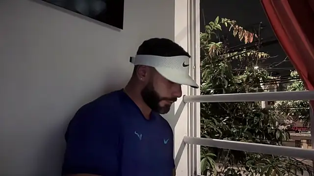 romeolovedark online show from September 2025 04:16:01 AM