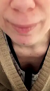 Moi Lina online show from February 2025 02:32:02 PM