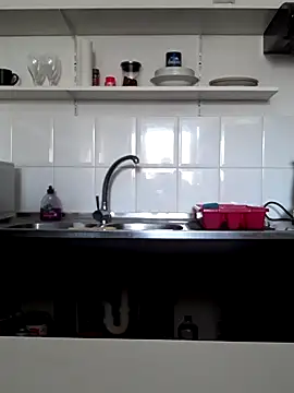 Moi Lina online show from March 2025 03:13:02 PM