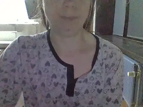 Moi Lina online show from October 2025 08:20:02 PM