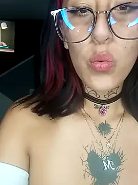 Snapshot of Mariana_Joness chatting on January 2025 05:22:02 AM Mariana Joness online show from January 2025 05:22:02 AM