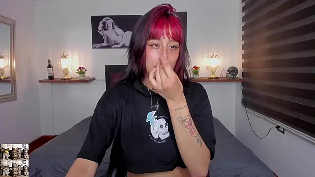 Snapshot of Mariana_Joness chatting on February 2025 02:17:02 AM Mariana Joness online show from February 2025 02:17:02 AM