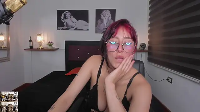 Snapshot of Mariana_Joness chatting on March 2025 06:38:02 AM Mariana Joness online show from March 2025 06:38:02 AM