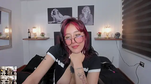 Snapshot of Mariana_Joness chatting on March 2025 06:05:02 AM Mariana Joness online show from March 2025 06:05:02 AM