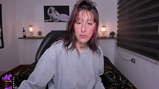 Snapshot of Mariana_Joness chatting on September 2025 02:02:01 AM Mariana Joness online show from September 2025 02:02:01 AM