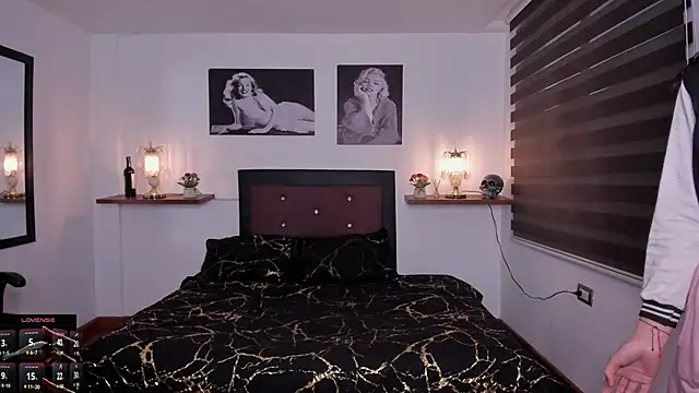 Snapshot of Mariana_Joness chatting on October 2025 01:58:02 AM Mariana Joness online show from October 2025 01:58:02 AM