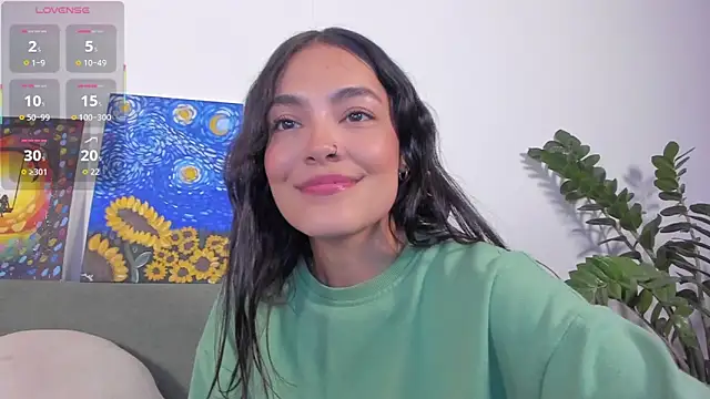 TIFFANYRUSSO online show from March 2026 06:30:01 AM