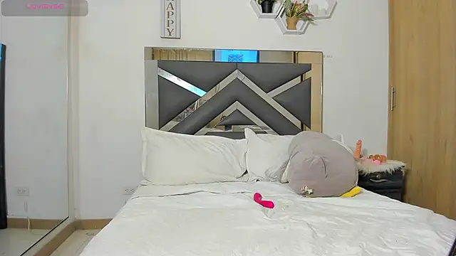 lexa cooper online show from December 2024 04:20:01 AM