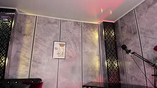 Amaraa Lewis online show from February 2025 12:13:01 PM