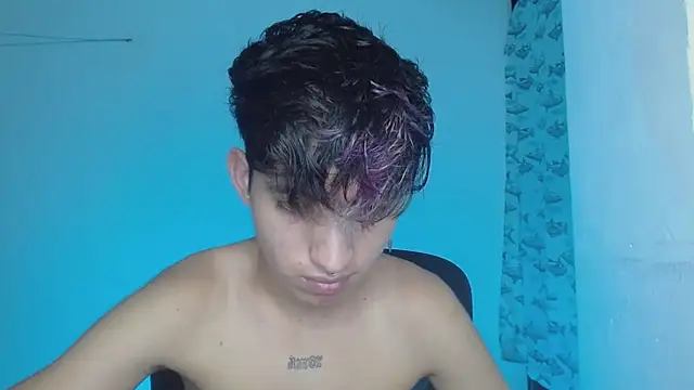 littlextreme online show from February 2025 05:11:02 AM