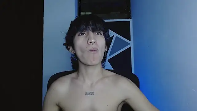 littlextreme online show from February 2026 12:53:01 AM