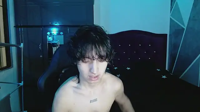 littlextreme online show from April 2026 04:29:01 AM