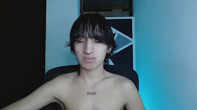littlextreme online show from May 2026 01:58:02 AM