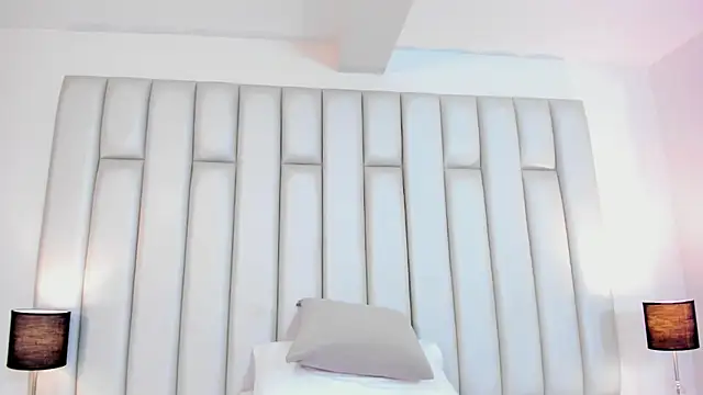 aandreaperez online show from February 2025 11:44:02 AM