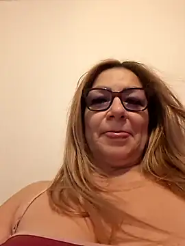 gisela27 online show from March 2026 03:25:01 AM